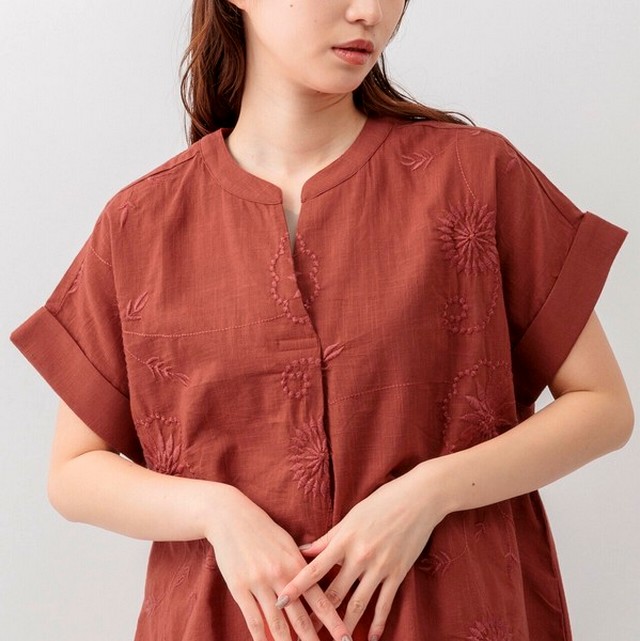 m.m.o 綿スラブ大柄刺繍スキッパーブラウス その8