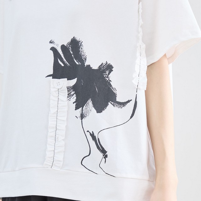 trube フリルアクセントアートプリントカットソー その5
