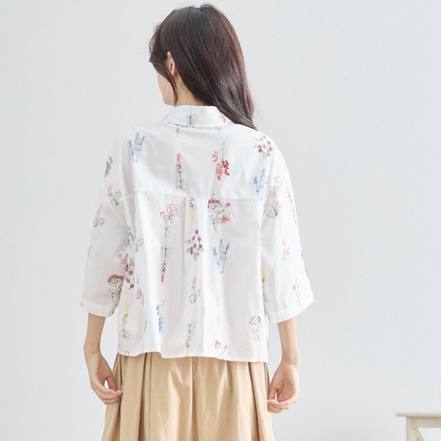 trube 草花刺しゅうシャツブラウス その7