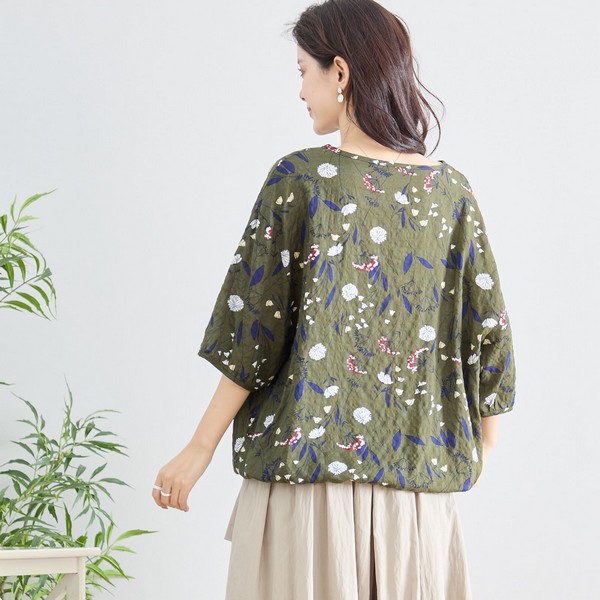 trube ボタニカルVネックコットンカットソー その4